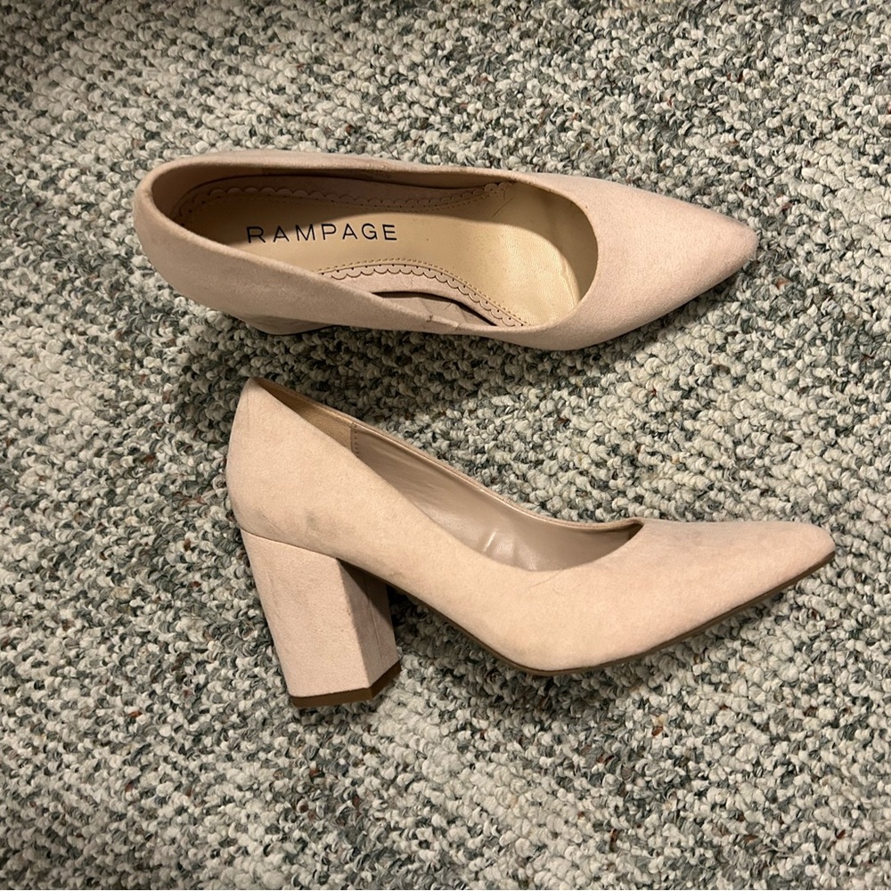 Rampage Women's Cream/Nude/Beige Heels